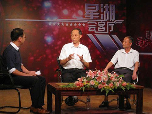 和飞走进《星湖会客厅》 解读肇庆学院毕业生就业工作