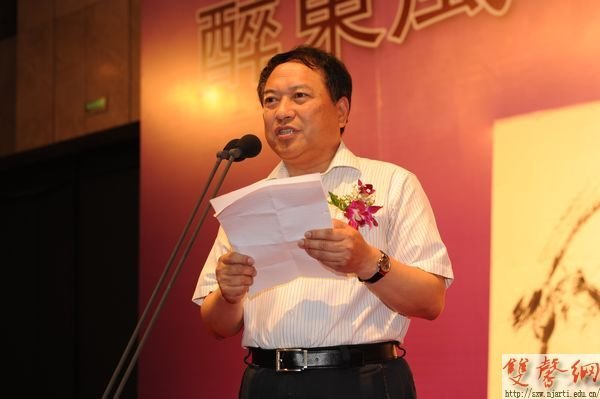 �������硪���������黭׭��չ�����Ͼ�¡�ؿ�Ļ