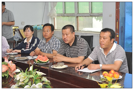 晋中学院领导到左权县进行住村扶贫调研,召开民主生活会