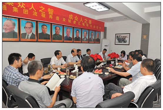 晋中学院领导到左权县进行住村扶贫调研,召开民主生活会