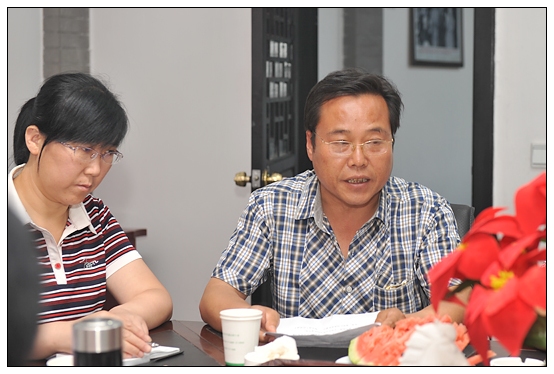 晋中学院领导到左权县进行住村扶贫调研,召开民主生活会