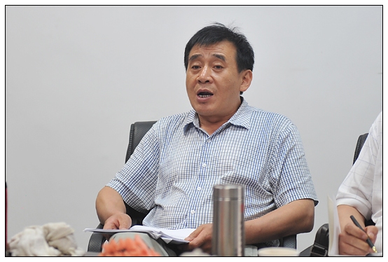 晋中学院领导到左权县进行住村扶贫调研,召开民主生活会