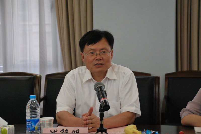 东华大学举行2012年西部计划志愿者欢送会