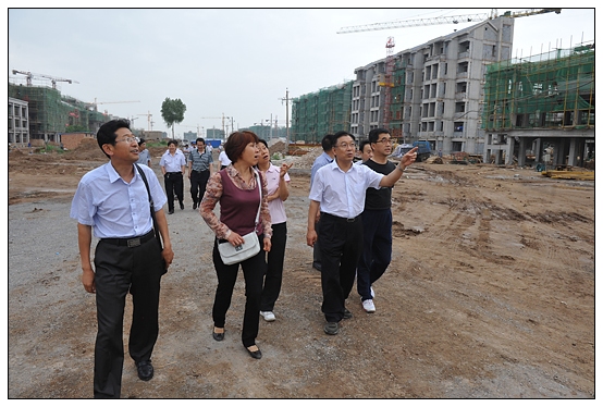 晋中学院正处级干部参观正在建设中的新校区