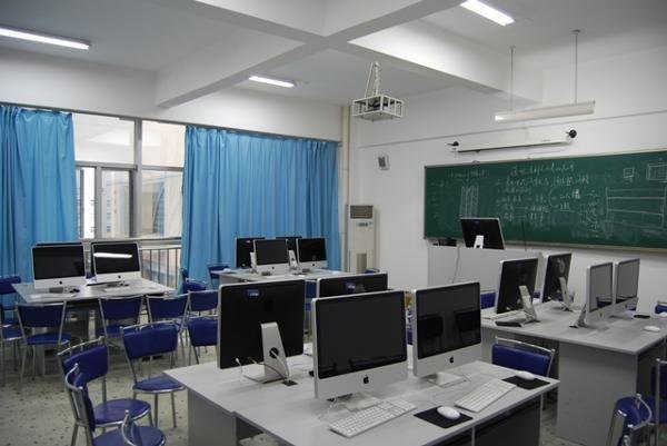 长沙师范学校4个专业方向调整为专业 2012年开始招生