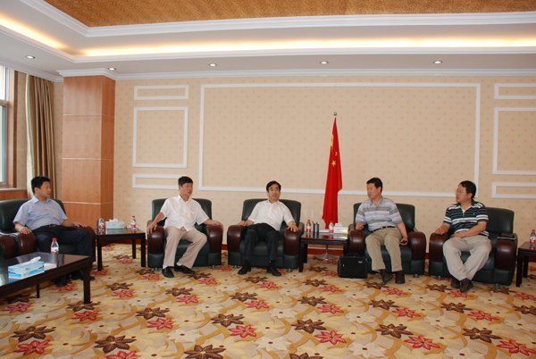 甘肃山东两省人大客人来访