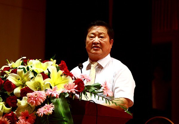 2012年“七一”纪念暨表彰大会隆重召开