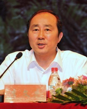 重温党史催奋进 创先争优促发展---常州工学院隆重举行庆祝中国共产党成立91周年暨创先争优活动表彰大会