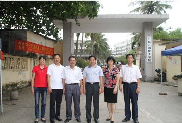 周如金会见江门市校友会会长梁锦球校友