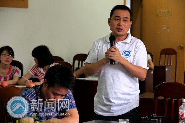 96级校友重聚母校 回“家”过端午