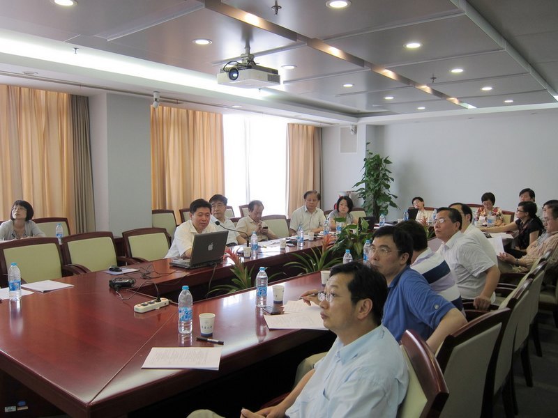 校长徐明稚主持召开“2011计划”工作会议