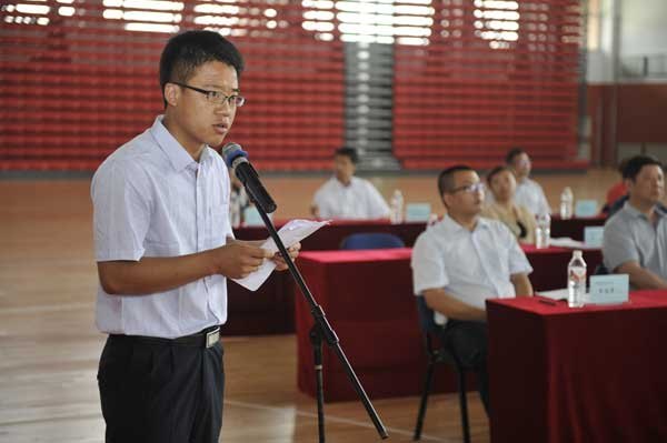 长春建筑学院隆重举行2012届毕业典礼暨学位授予仪式