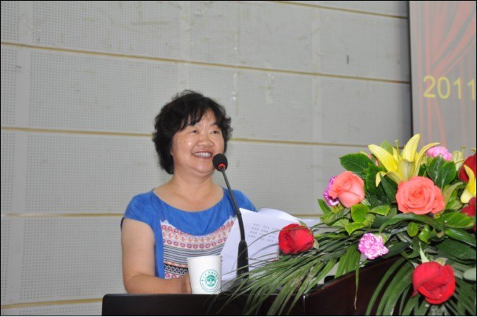 学院隆重召开2011-2012学年总结暨表彰大会
