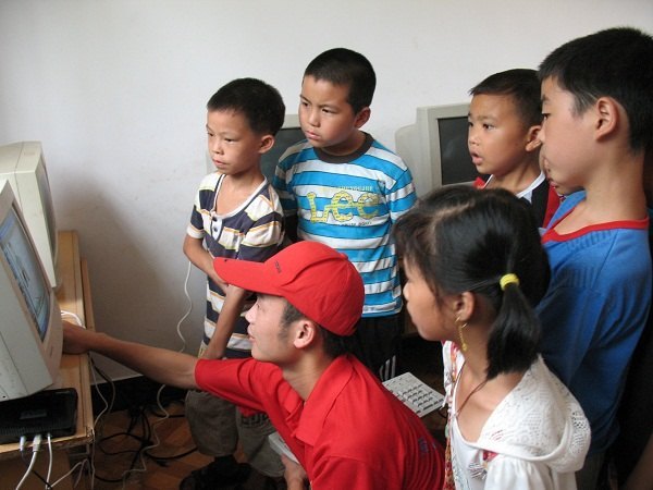 �����ѧԺ�������硱�����ϪСѧ��չ����ʵ��