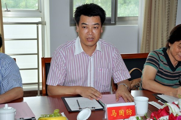 校党委书记马国防率团考察金陵科技学院