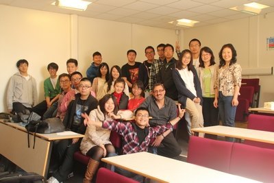 国际交流学院2012年summer school团队顺利抵英
