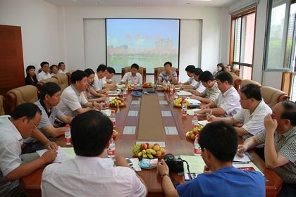 聊城大学领导一行19人来校考察交流