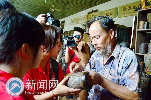 高椅古村来了群摄影人
