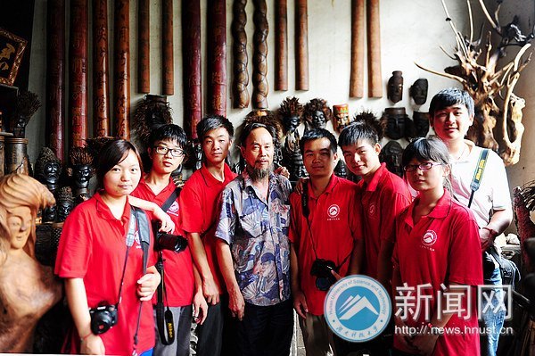 高椅古村来了群摄影人
