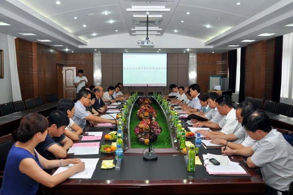 校党委书记马国防率团考察哈尔滨学院