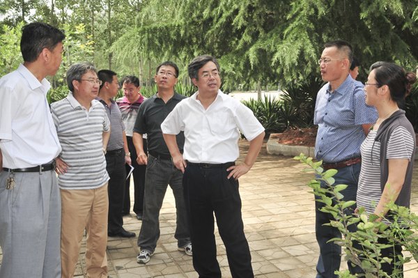 学校对暑期前校园安全工作进行检查