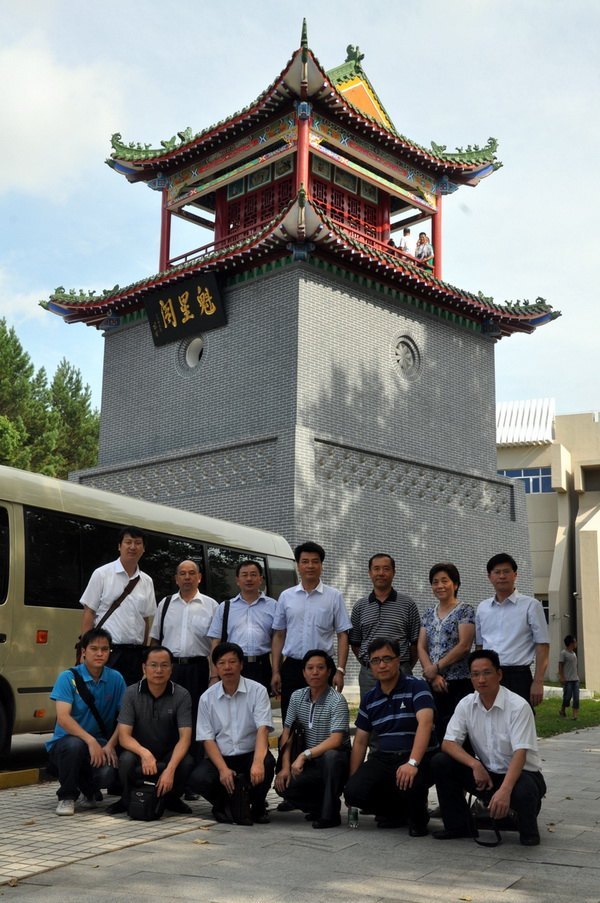 校党委书记马国防率团考察黑河学院