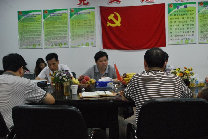 校长刘德富到经济与政法学院调研学科建设