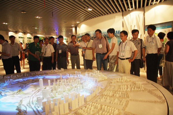 在皖高校深化拓展“大别山道路”暨服务老区加快发展推进会在六安市隆重召开