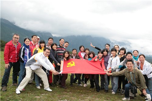 【丰湖党旗红】服装系党总支组织教师赴云南考察学习