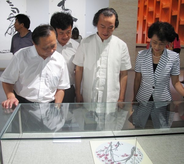 徐利明书画篆刻作品展在大连隆重开幕