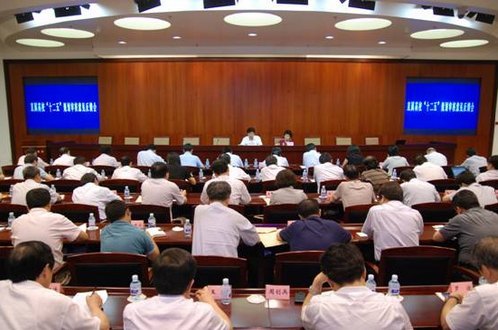 中南大学在教育部直属高校“十二五”规划审核意见反馈会上作经验发言