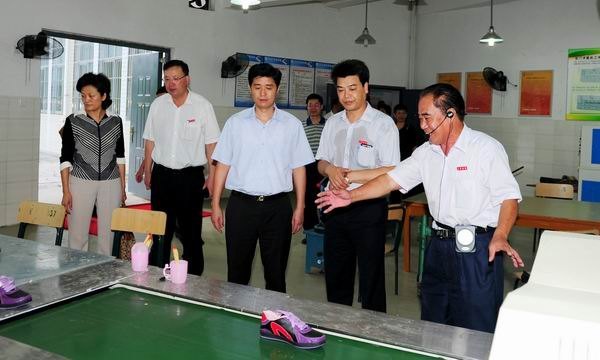 余红胜张丽娟等市领导调研科技创新工作