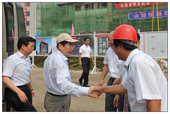 省委书记袁纯清今日上午视察晋中学院新校区工地
