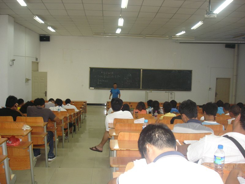 “商院公益”培训系列报道之四：中小学体育教师的培养和教学技能的理论与实践
