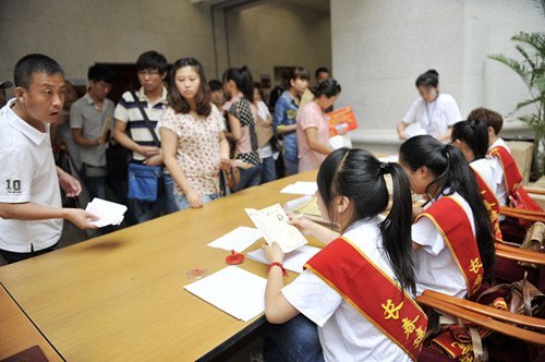 长春建筑学院喜迎2012级省内新生