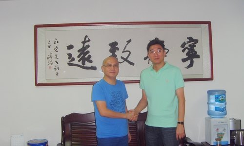 服装系与佛山安东尼国际服饰有限公司共建“T恤协同创新平台”