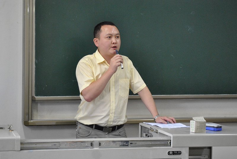 重大城科2012年数字迎新培训开课