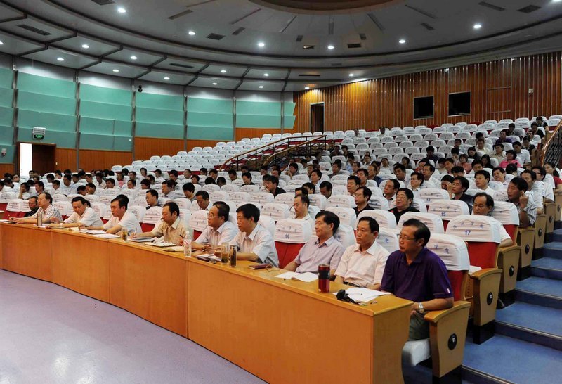 滨州学院2012年暑期领导干部读书会圆满结束