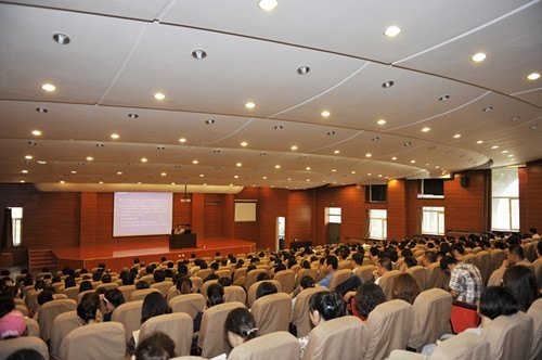 长春建筑学院召开2012—2013学年第一次教职工大会