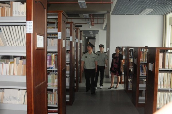 南京市公安消防局、鼓楼区消防大队来南京艺术学院检查消防安全工作