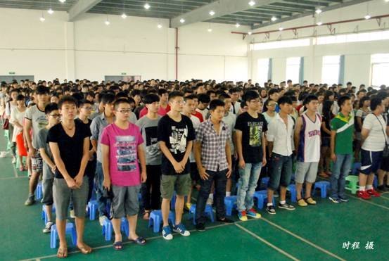 艺术设计学院对新生进行入学教育