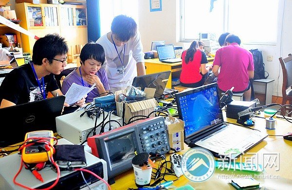 湖南省首届大学生电子设计竞赛(TI杯)在湖南科技大学举行
