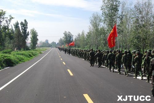 团结就是力量 坚持就是胜利