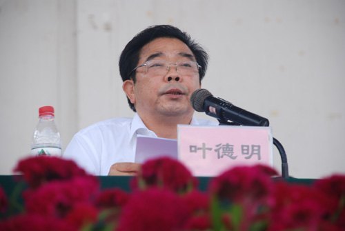 广西师范学院2011级军训阅兵暨表彰总结大会隆重召开