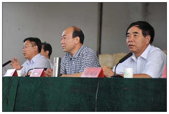 晋中学院召开入驻新校区文明建设千人动员大会