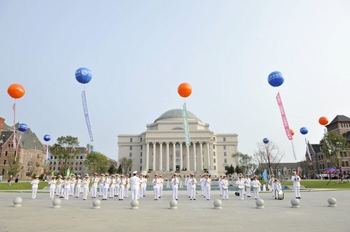2012年招生暨新生报到工作圆满结束