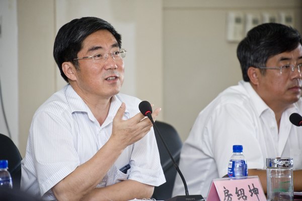 学校召开维护校园安全稳定工作会议