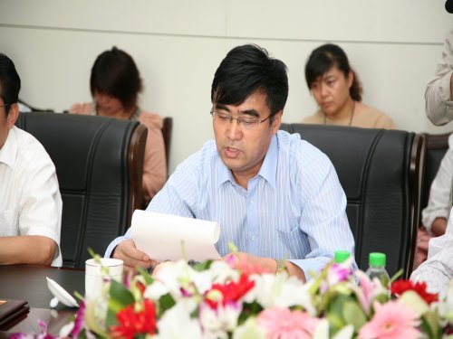 通化师范学院隆重举办庆祝教师节座谈会