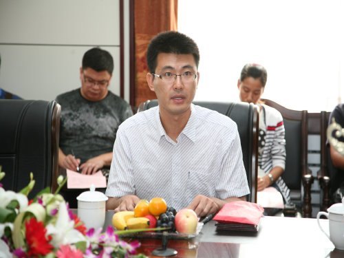 通化师范学院隆重举办庆祝教师节座谈会