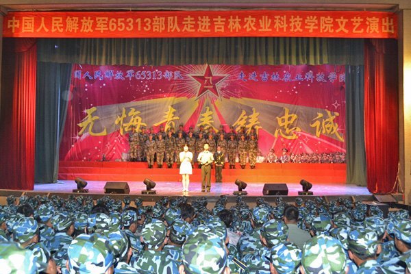 温情厚意情暖军训时温情厚意情暖军训时